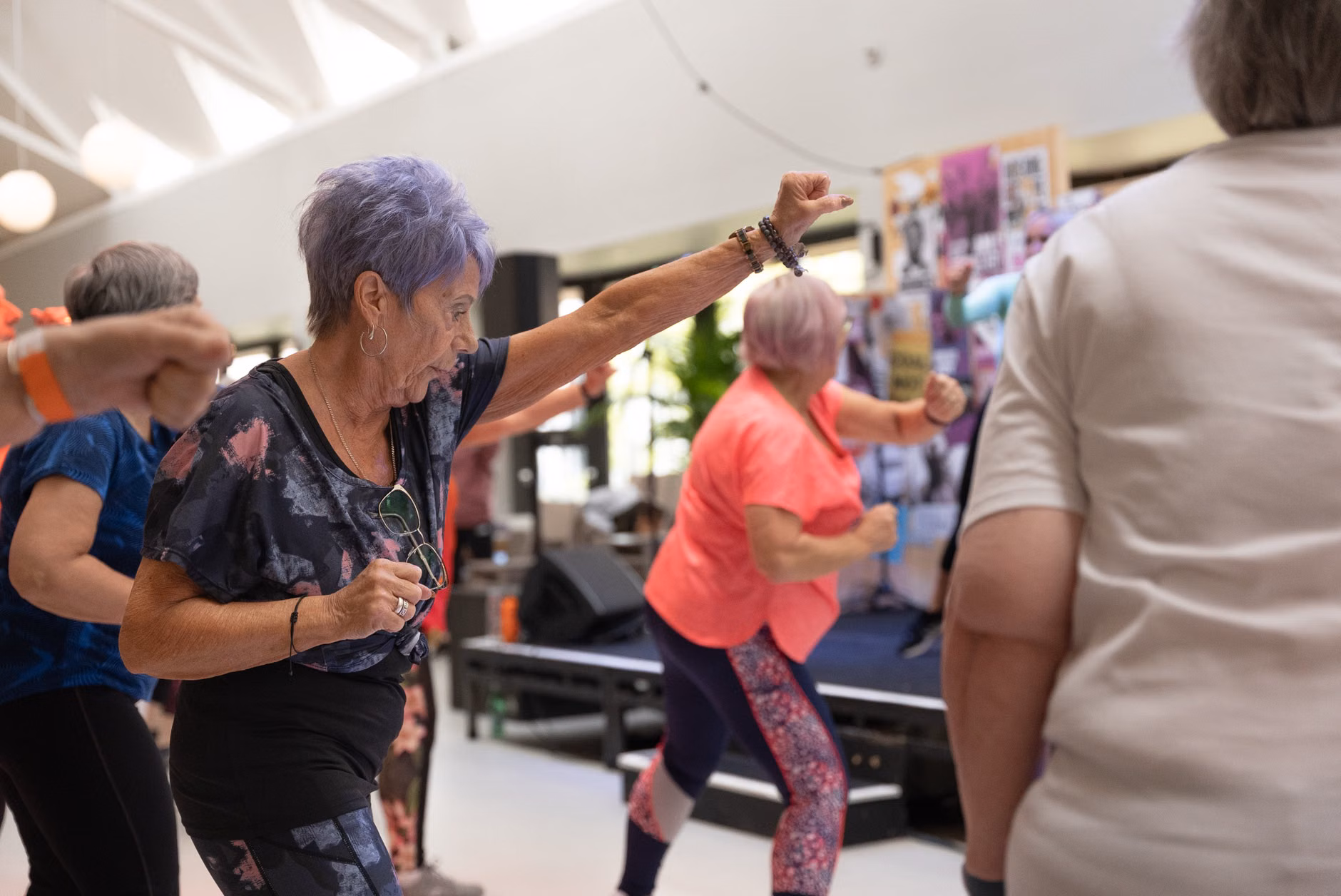 Seated Foot-Pedaling: A Practical Guide to Improving Venous Circulation at Home 2 Senior adult demonstrating an ankle-pump exercise while seated to promote blood flow.
