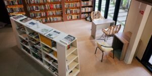 A welcoming modern library interior designed for all ages.