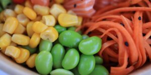 A healthy, colorful meal rich in lutein, emphasizing eye-healthy nutrition.